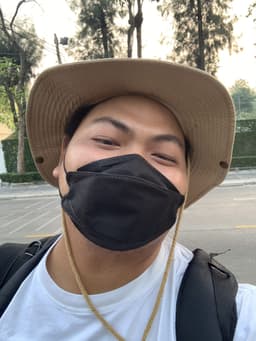 วัชรพล ประคองใจ