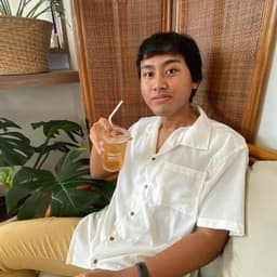 Pakpoom Somroob