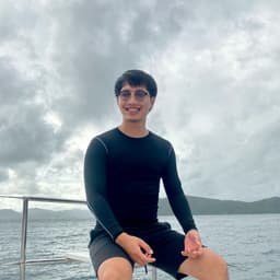 Pakpoom Saengtubn